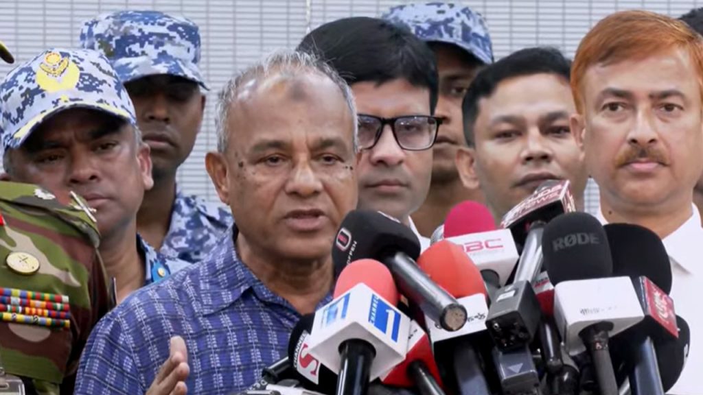 বিমানবন্দরে আগুনের ঘটনা খতিয়ে দেখবে ৪ দেশের বিশেষজ্ঞ দল