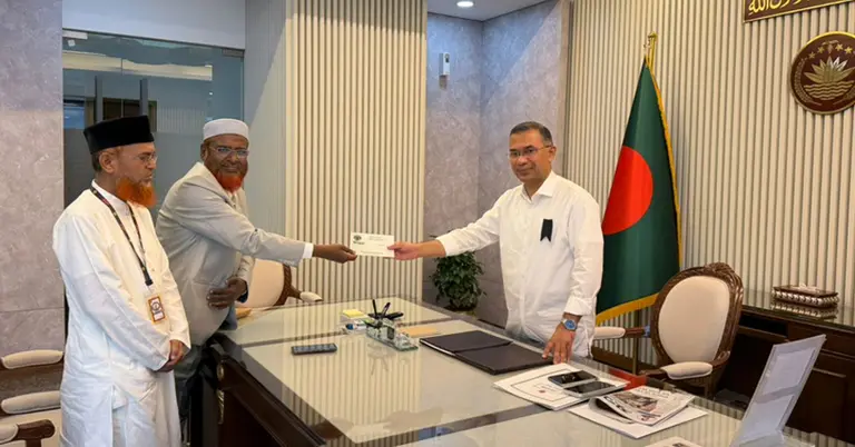 প্রধানমন্ত্রীকে সপরিবারে ইফতারের দাওয়াত দিয়েছে জামায়াত