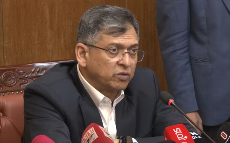 ঢাকা থেকে চাঁদাবাজদের তালিকা প্রস্তুত করে অভিযান চালানো হবে: স্বরাষ্ট্রমন্ত্রী